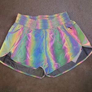 FlexLiving rainbow reflective track short